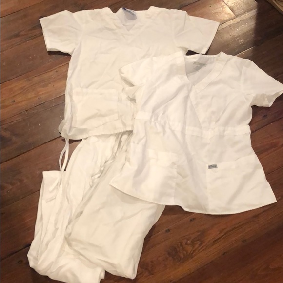 Grey's Anatomy Other - Grays Anatomy scrubs set white